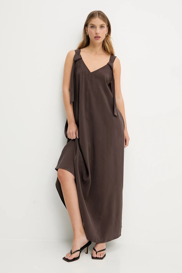 Answear.LAB rochie maxi maro D522.IOS