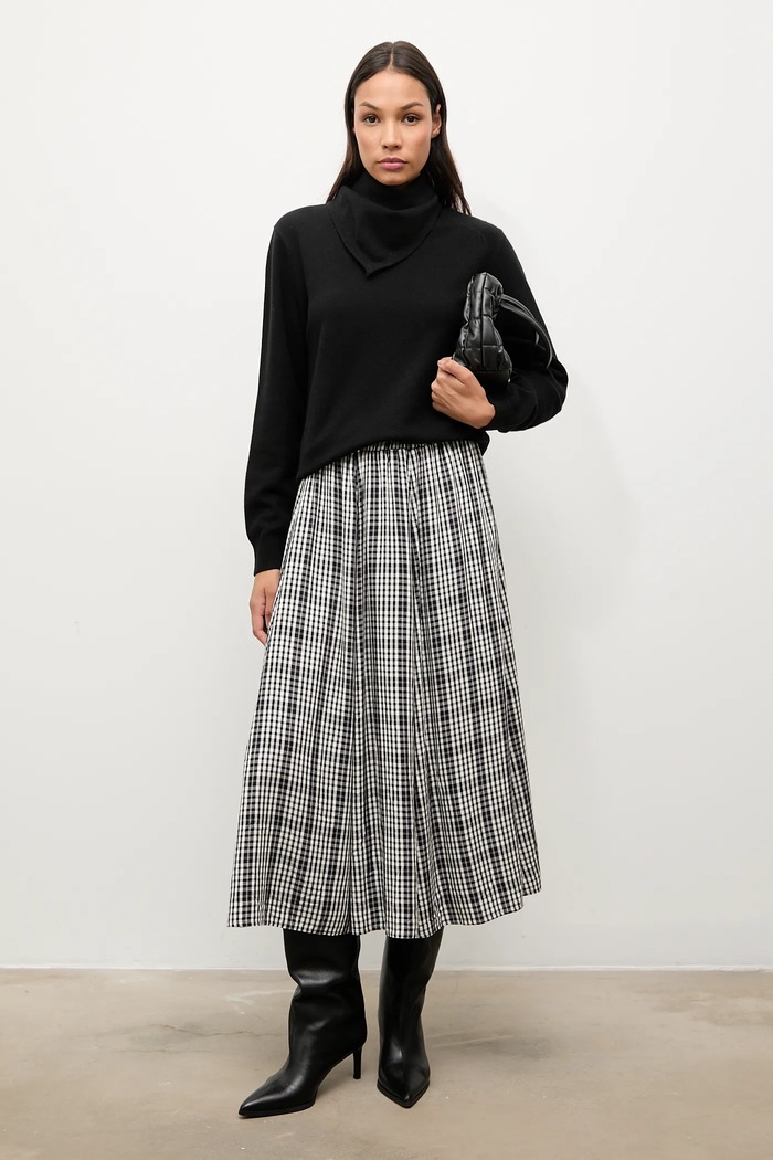 Answear.LAB sweter z wełny merino z apaszką WA25-SWD029 czarny WA25