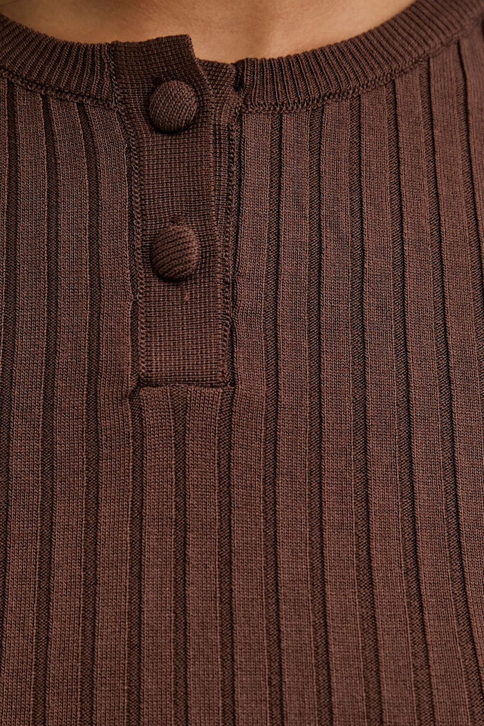 Tricou Answear.LAB maro DLV.10756.tos