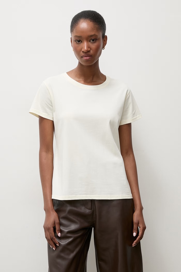 Answear.LAB T-shirt basic damski bawełniany z elastanem beżowy Z206