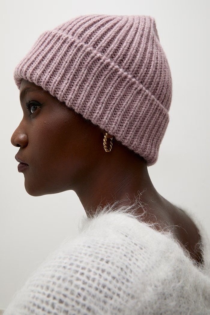Answear.LAB Czapka beanie damska z dodatkiem wełny fioletowy WA25-CDD001