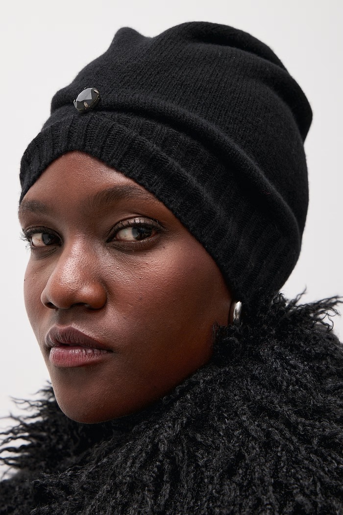 Czapka damska wełniana Answear.LAB czarny WA26-CDD015