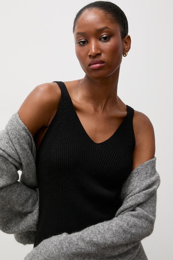Answear.LAB Top swetrowy damski wełniany czarny ASR-2601