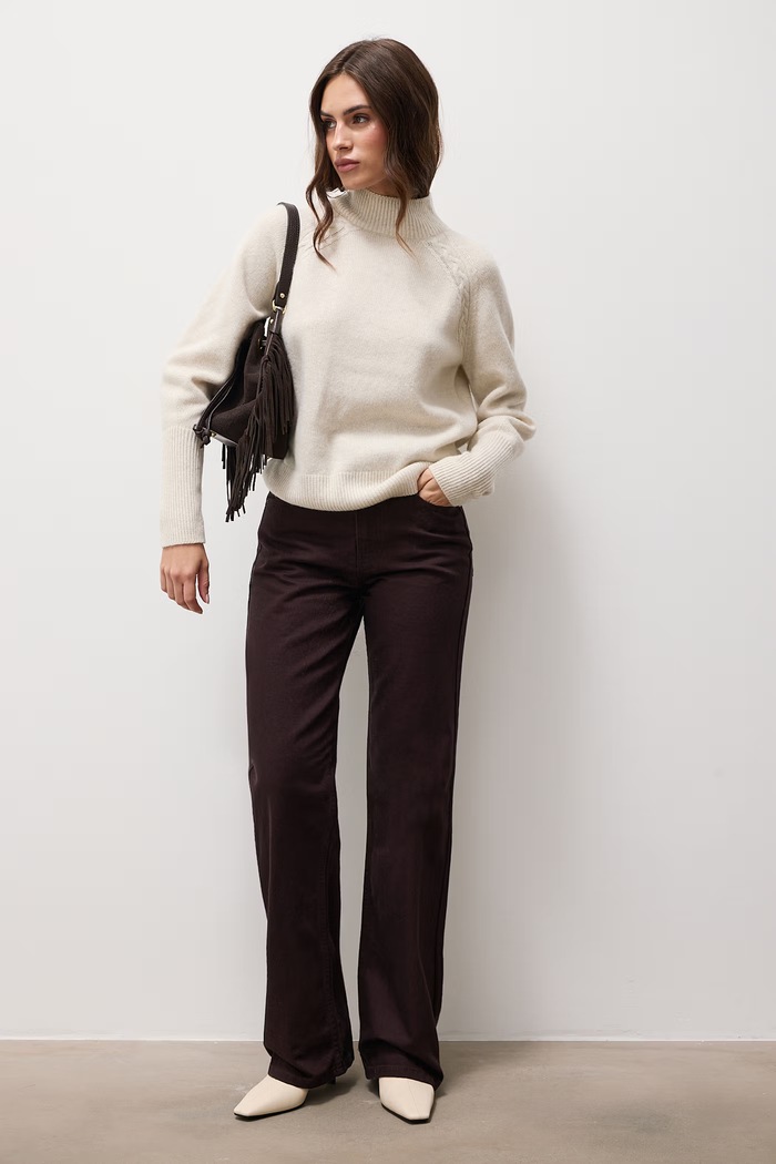 Answear.LAB Jeansy straight damskie 488.tok brązowy WA26