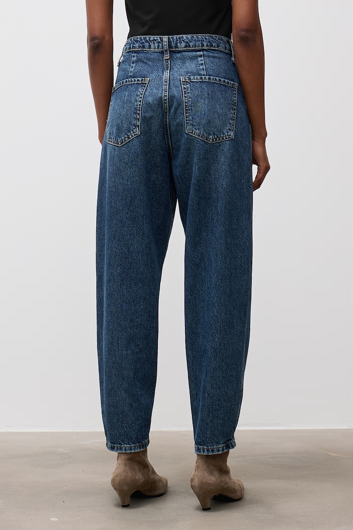 Odzież Answear.LAB Jeansy mom fit damskie 3066/2W6.tok niebieski