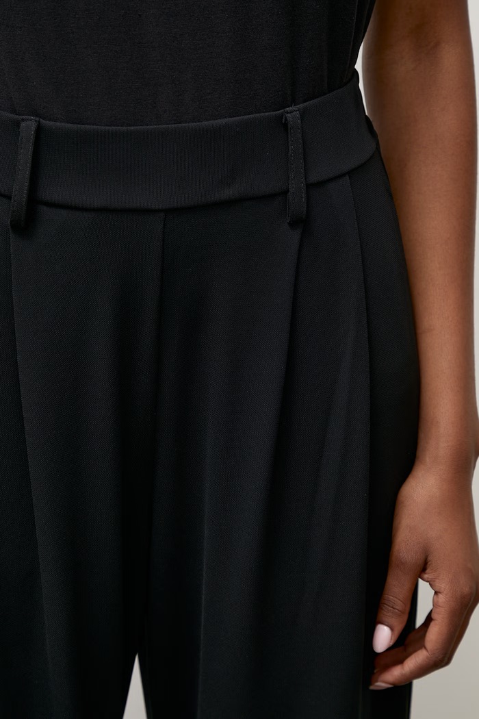 Answear.LAB spodnie palazzo damskie AW26-056.isr czarny