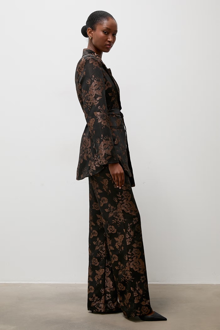 Answear.LAB spodnie straight damskie 95719 czarny WA26