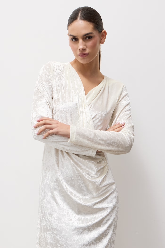 Sukienka welurowa Answear.LAB AW25-148.itjr beżowy