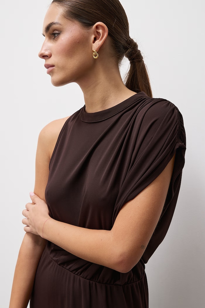 Sukienka asymetryczna Answear.LAB AW26-087.itjr brązowy