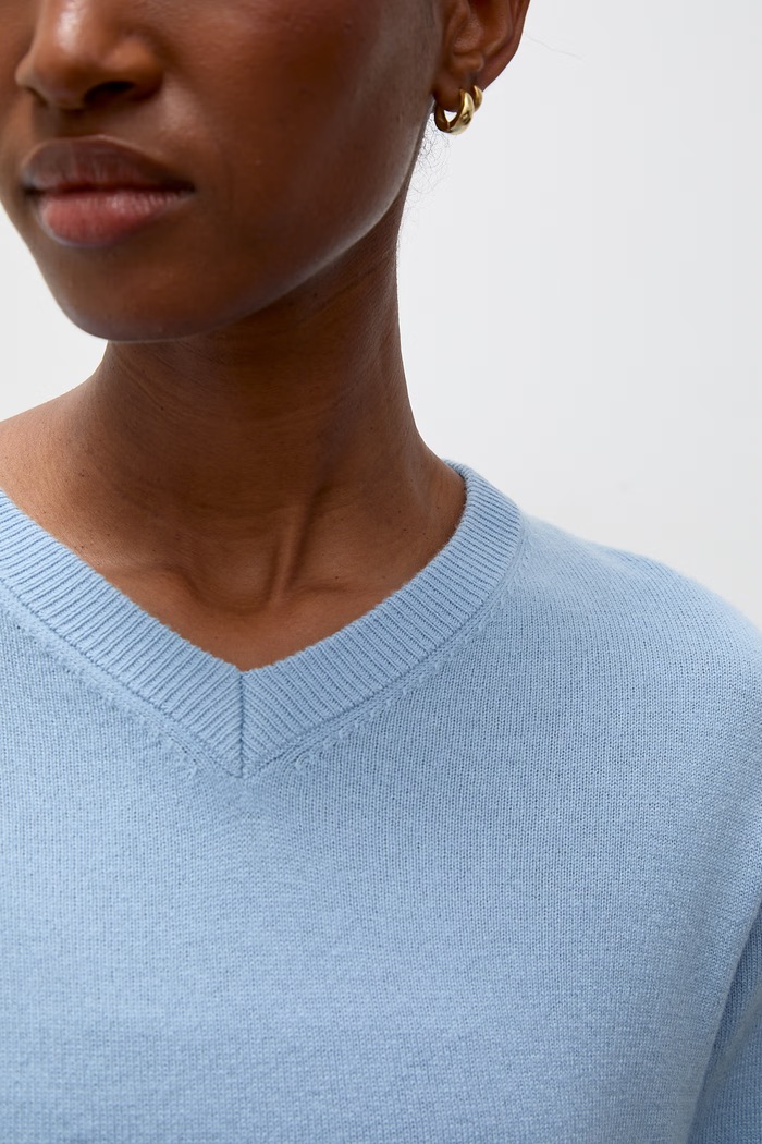 Answear.LAB sweter damski z wełny merino WA26.SWD005 niebieski