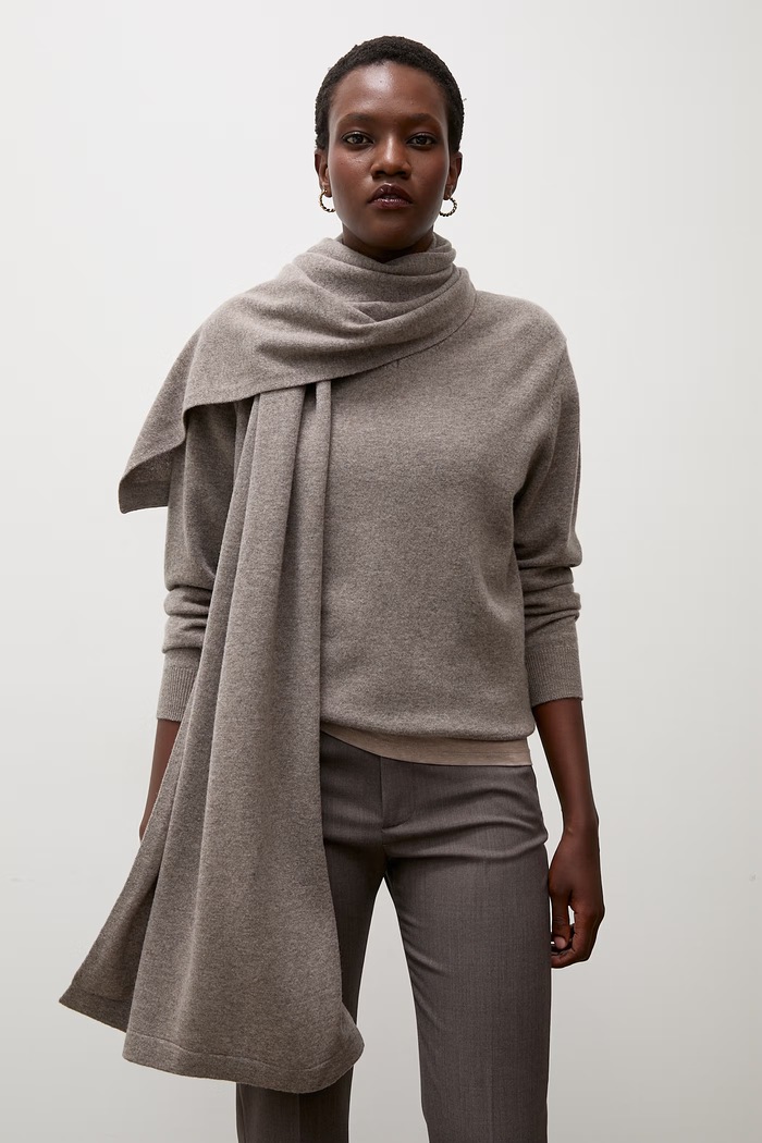 Answear.LAB sweter damski z wełny merino z szalem brązowy WA26.SWD006