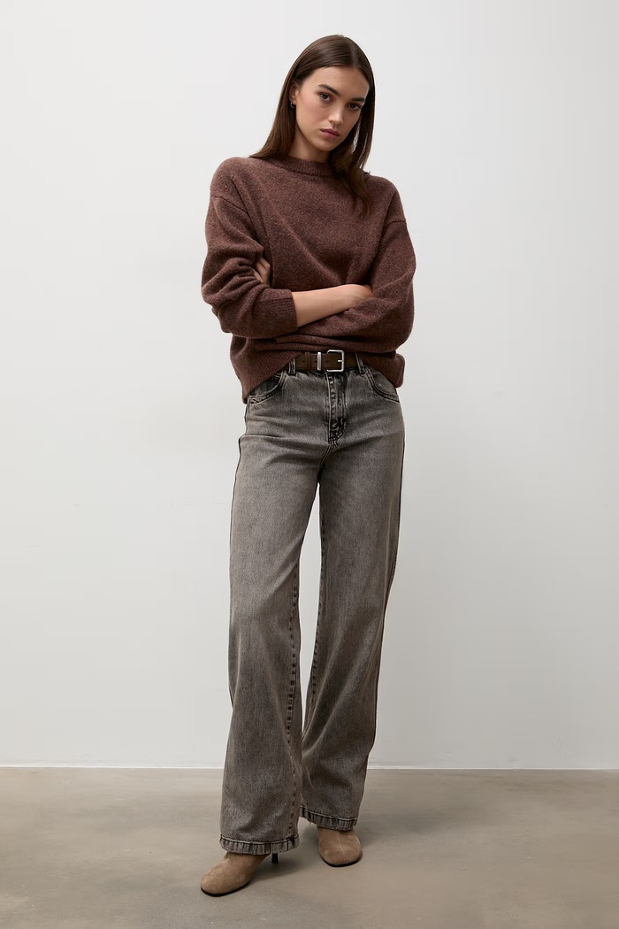 Answear.LAB Sweter damski z wełną HELEN brązowy WA26