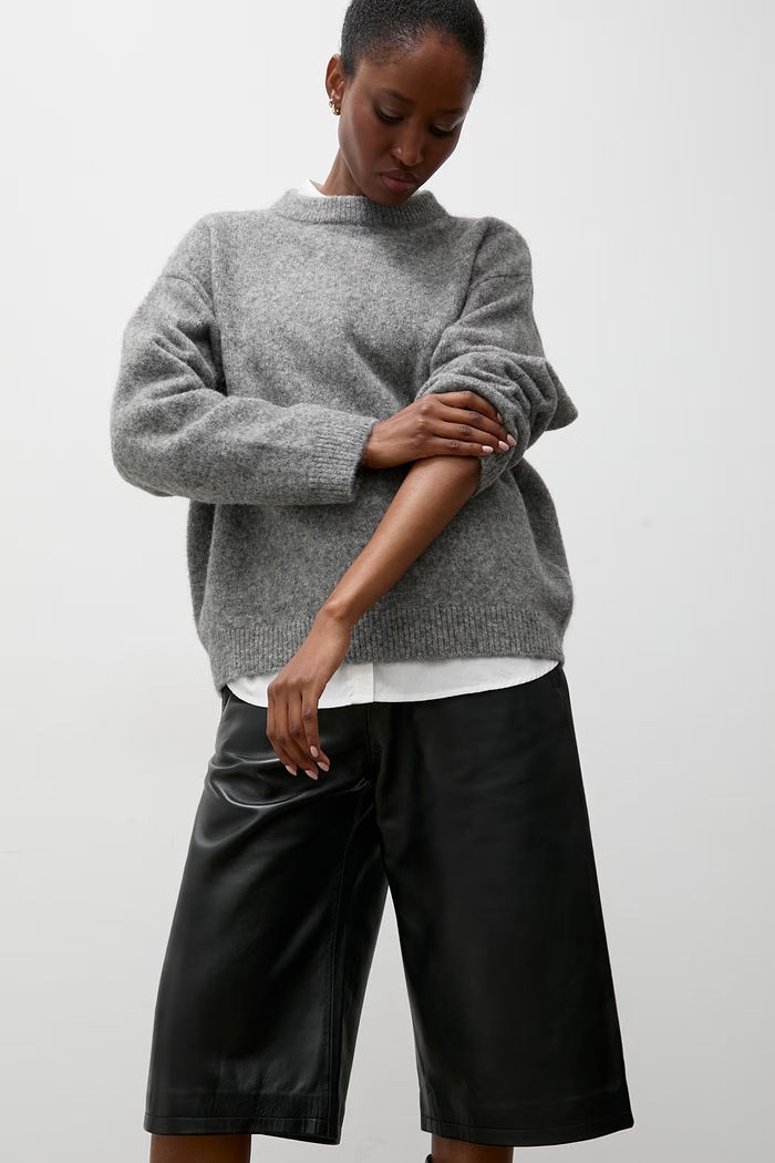 Answear.LAB Sweter damski z wełną szary HELEN