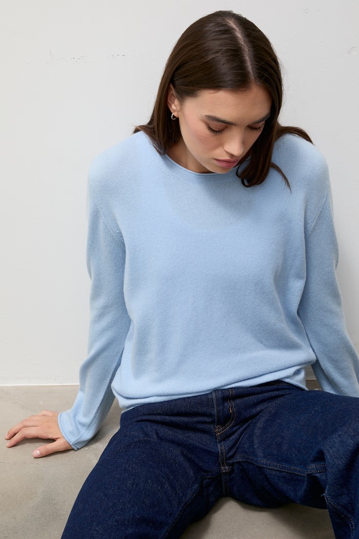 Sweter damski wełniany Answear.LAB ZW25-813 niebieski