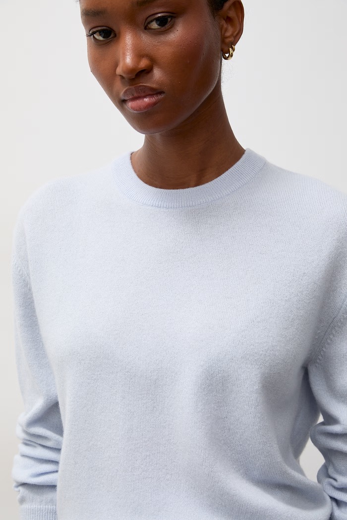 Sweter damski wełniany Answear.LAB niebieski ZW23-278