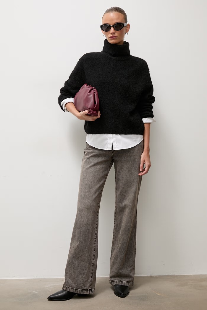 Answear.LAB Sweter damski z dodatkiem wełny lu1302.frjr czarny WA26