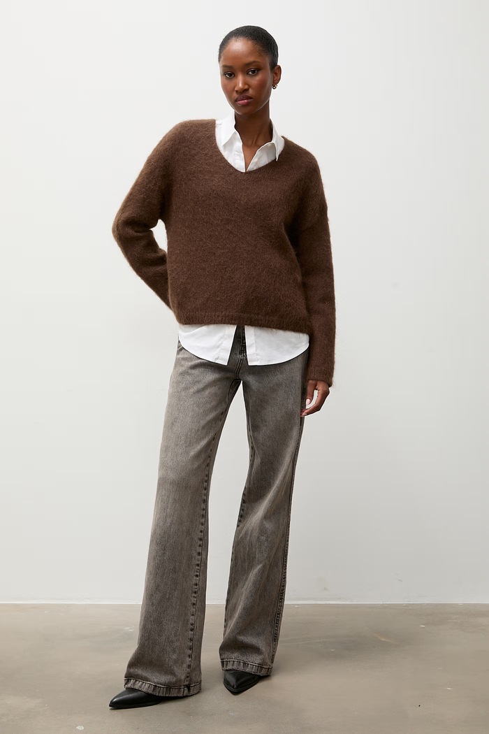 Answear.LAB Sweter damski z dodatkiem wełny lu1167Long.frjr brązowy WA26