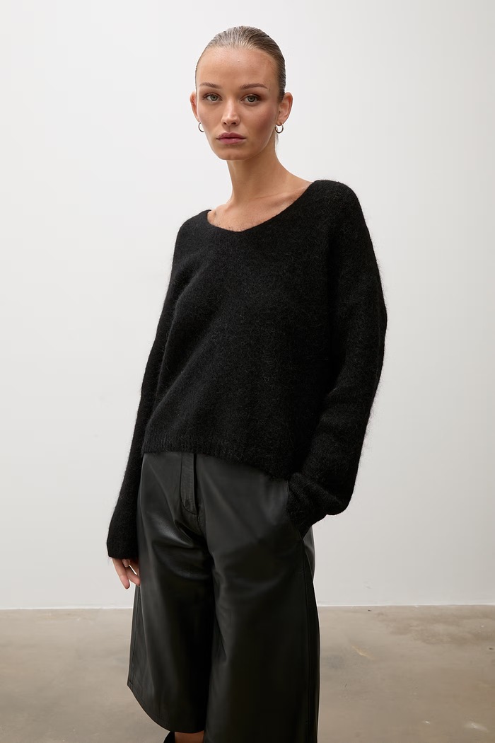 Answear.LAB sweter damski z dodatkiem wełny czarny lu1167Long.frjr