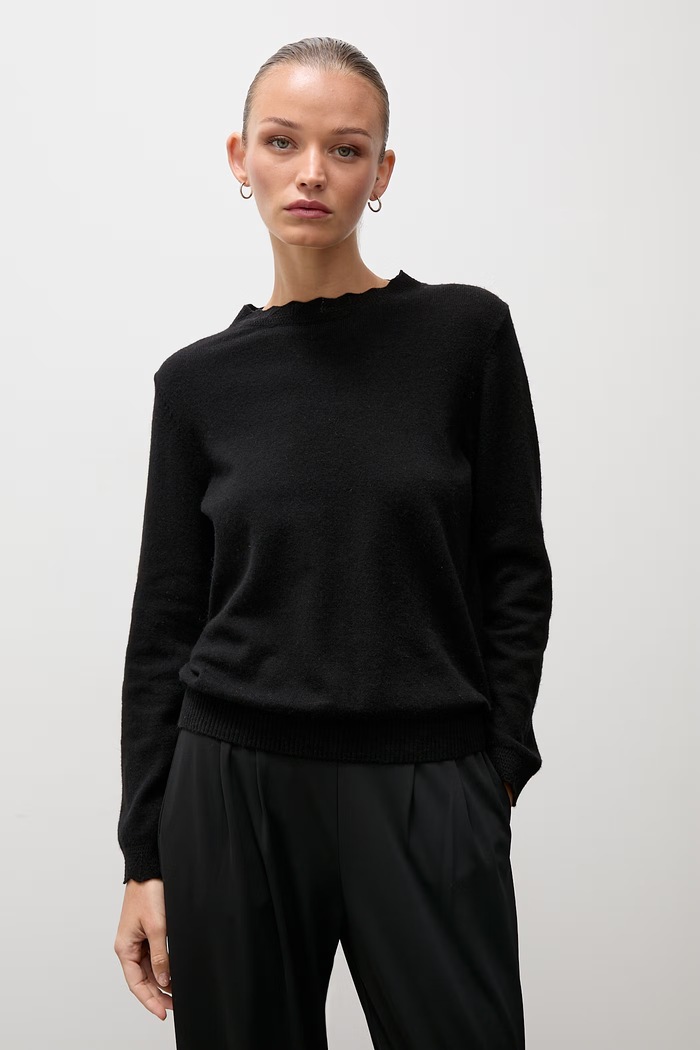 Answear.LAB Sweter damski z wełną czarny 1304.frjr