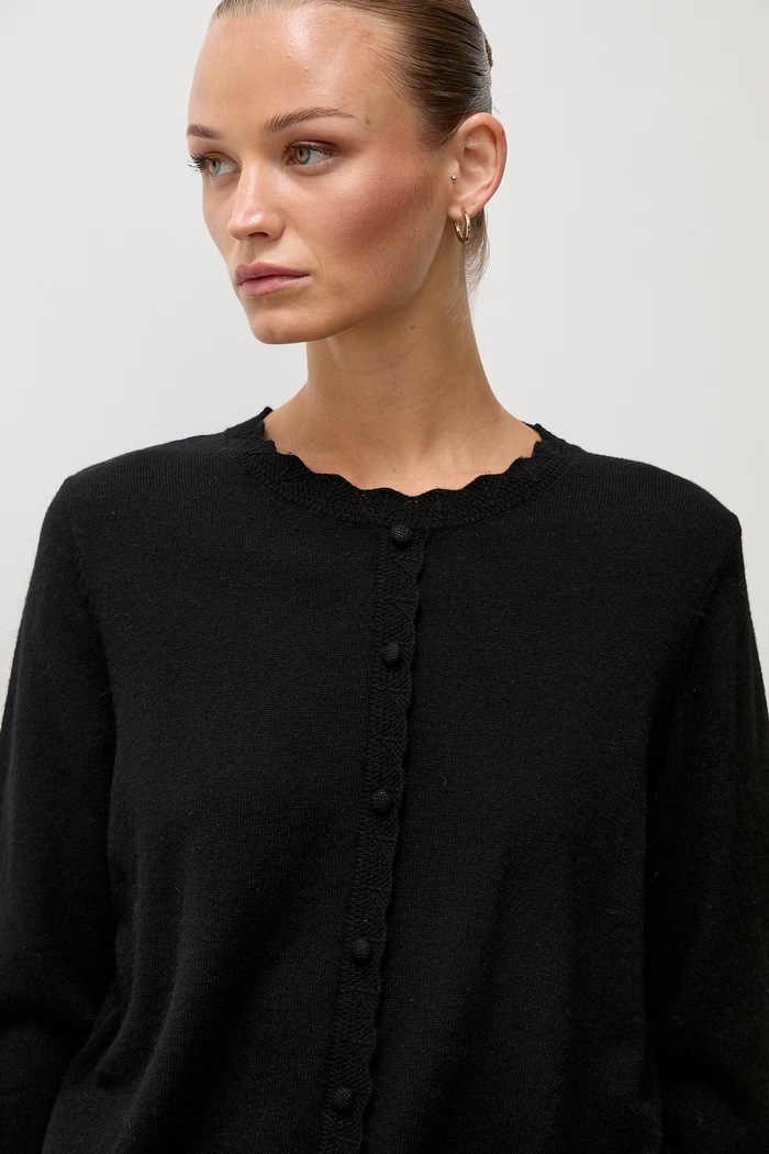 Answear.LAB sweter damski z wełną czarny lu1179.frjr