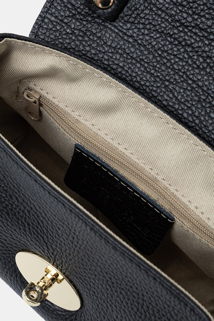 Answear.LAB torebka crossbody damska skórzana 1513.hak czarny