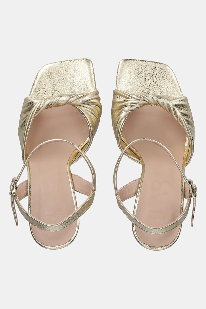 Answear Lab sandale de piele 97602 aur
