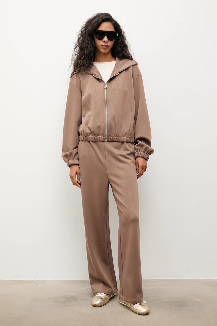 Answear.LAB dres dzianina brązowy 33103.33102.FLK
