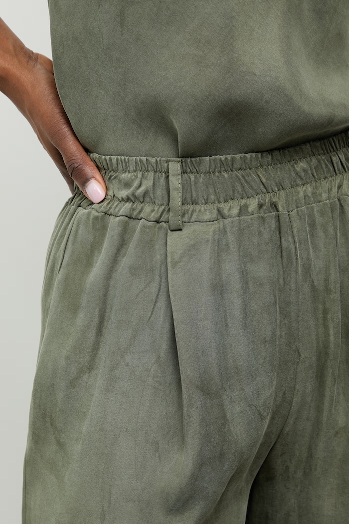 Answear.LAB pantaloni pentru femei, din lyocell verde 95106.iak