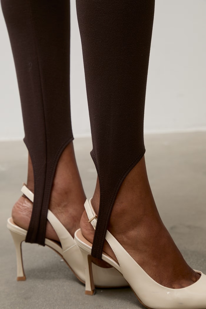 Answear.LAB legginsy damskie 876 brązowy