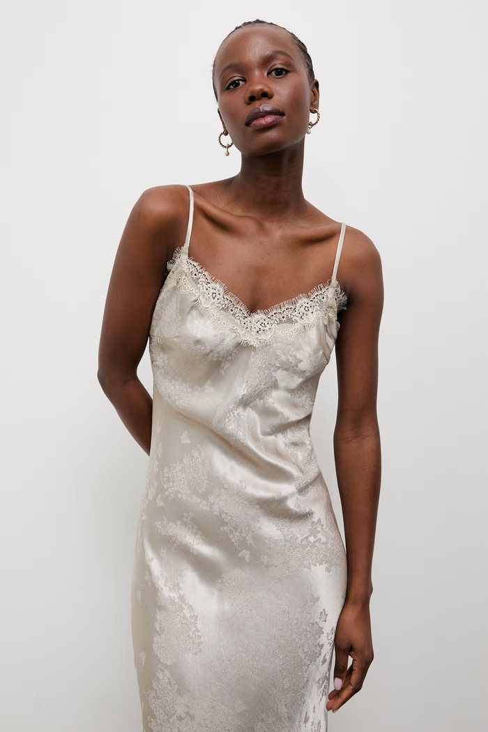 Answear.LAB Рокля бельо с добавен лен бежов NewSlipDress.hak