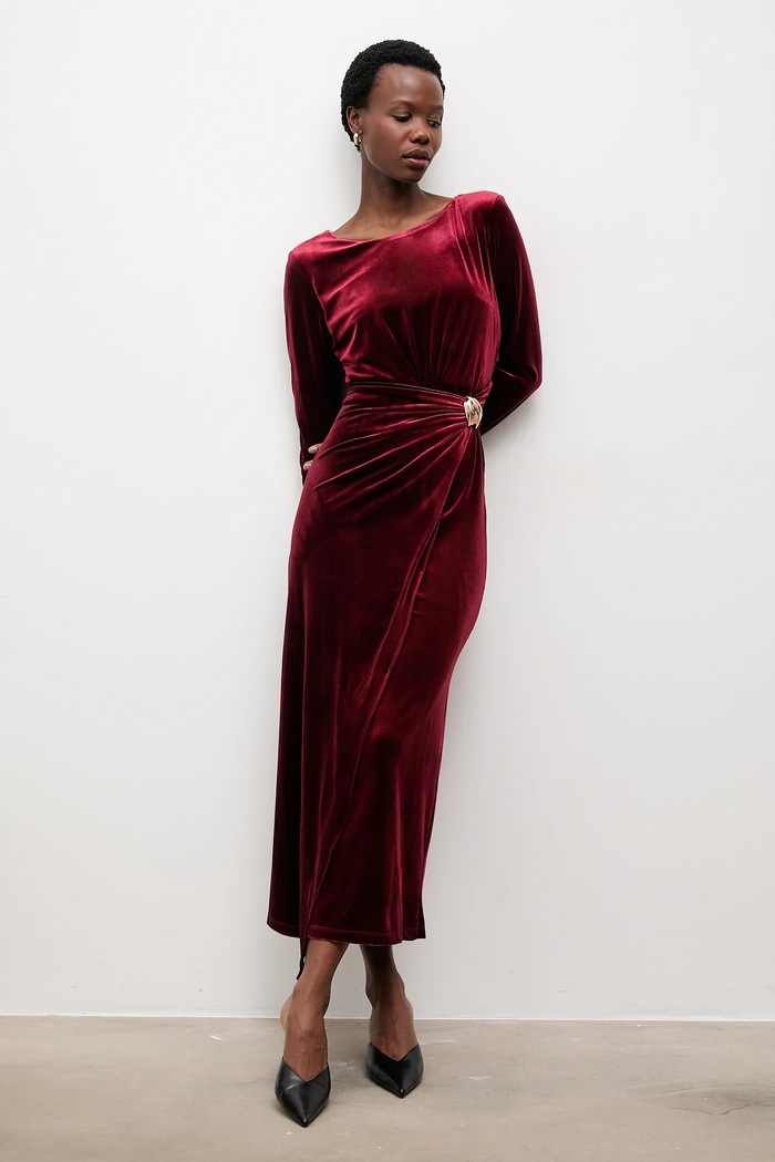 Answear.LAB rochie de catifea maxi burgundia 58322.tok