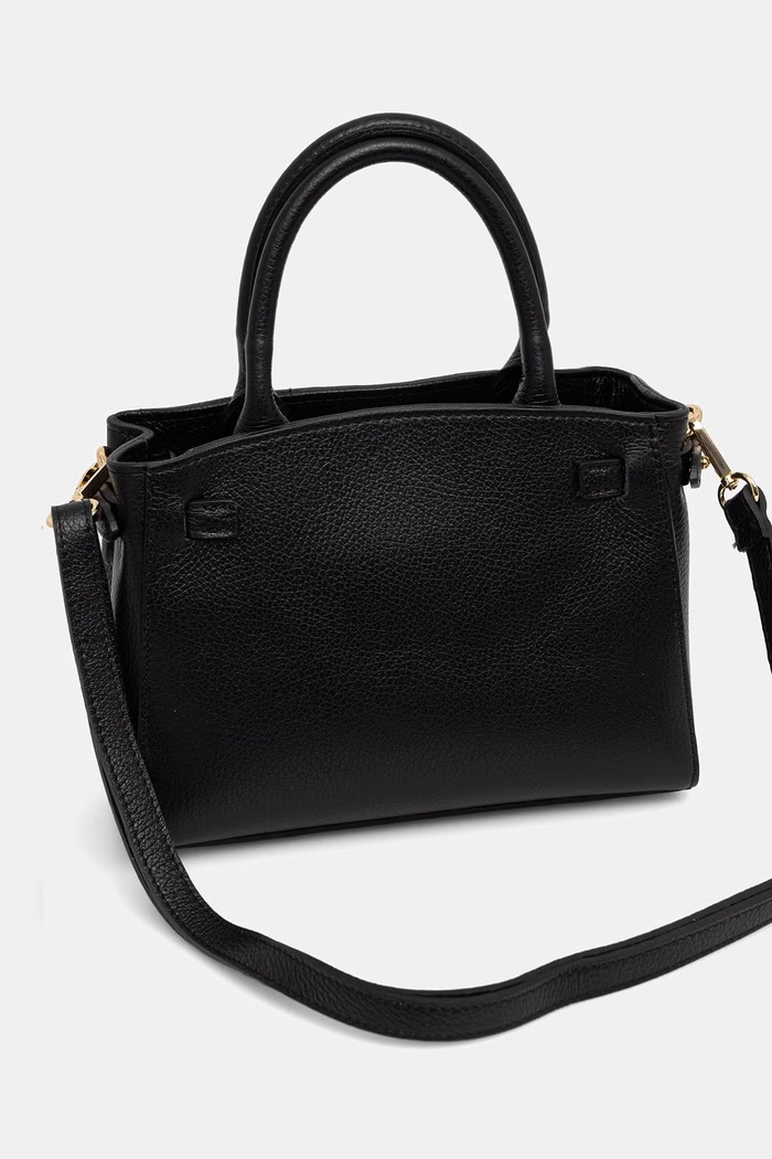 Akcesoria Answear.LAB torebka crossbody damska skórzana 1499.hak czarny