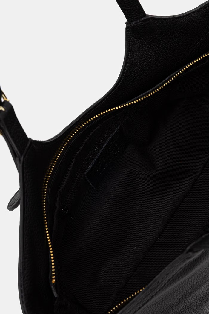 Answear.LAB crossbody kabelka dámska kožená SR53SL.PSR čierna
