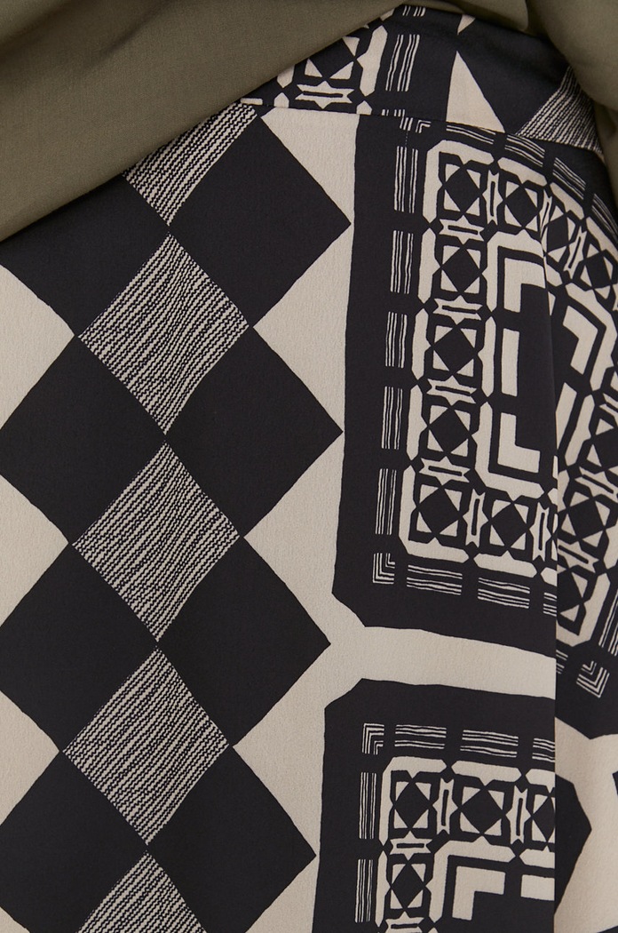 Answear Lab fustă 3486.KR negru