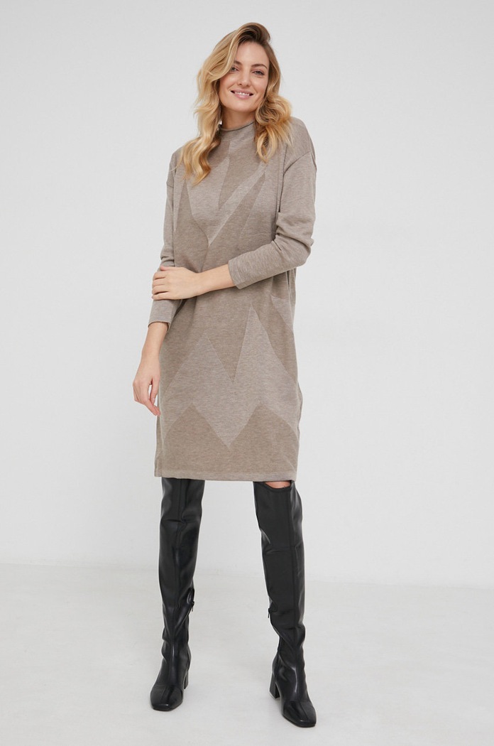 Answear Lab Sukienka z wełną casual beżowy 90185.1KR
