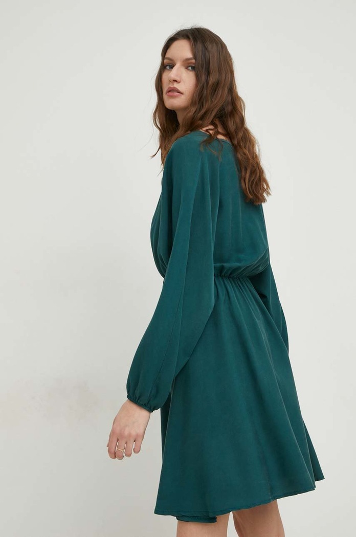 Answear Lab sukienka casual zielony 11349.h