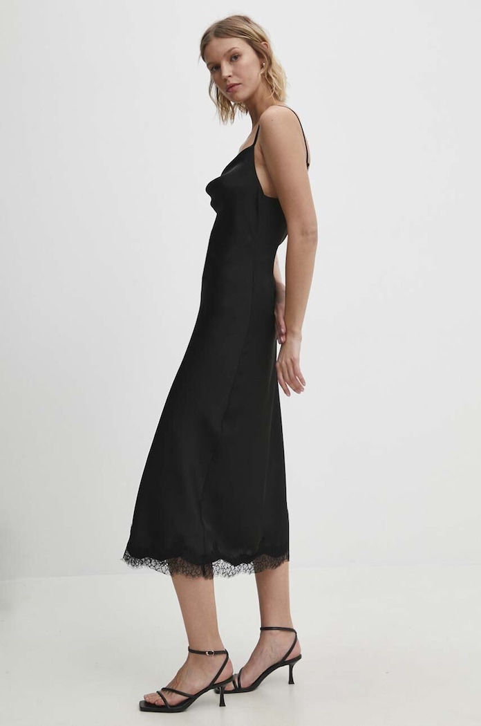 Answear.LAB sukienka rozkloszowany czarny 22353nr.fjs