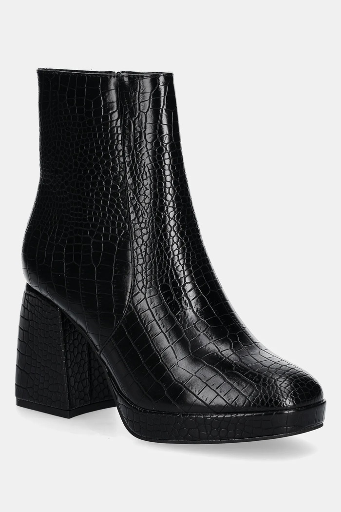 Nízké kozačky Answear.LAB sloupkový černá cm9109.flk