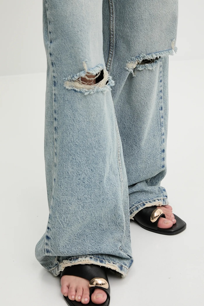Answear Lab jeansi Answear.LAB 1783.tos albastru