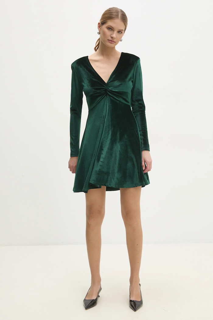 Answear Lab rochie de catifea 92795.IKK verde WW25