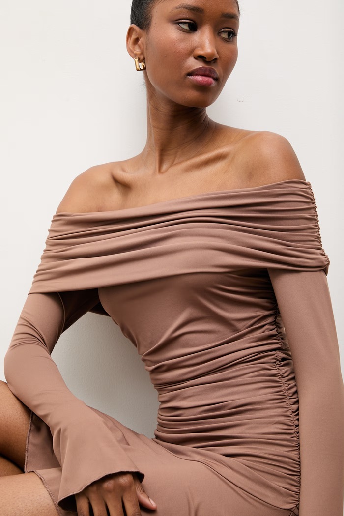 Answear.LAB rochie 23331.fjk maro