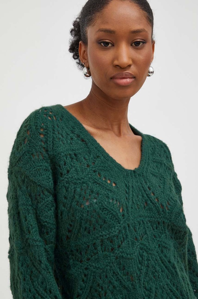 Answear.LAB sweter z wełną szpic zielony mj85232.fkk