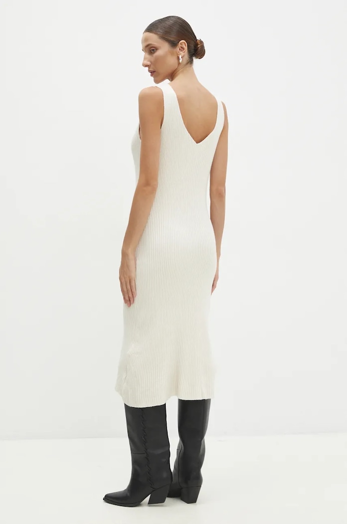 Answear Lab rochie și pulover bej W0906AB.HLK