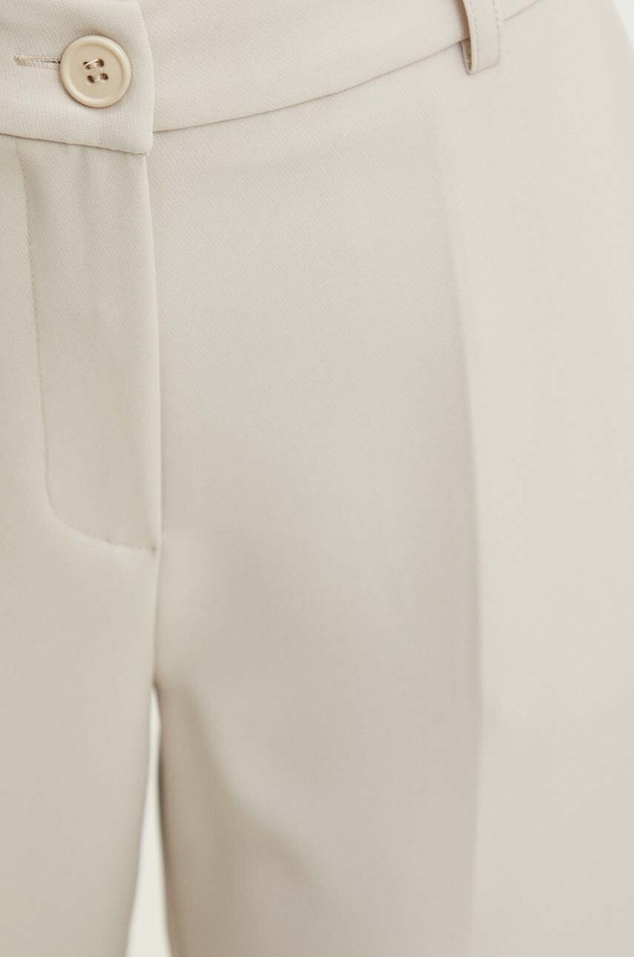 Answear Lab pantaloni bej hu6102.fh