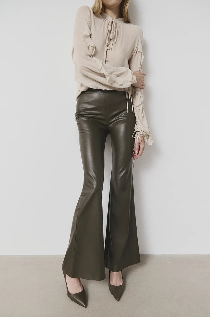 Answear Lab pantaloni 31222.tos. verde WZ24