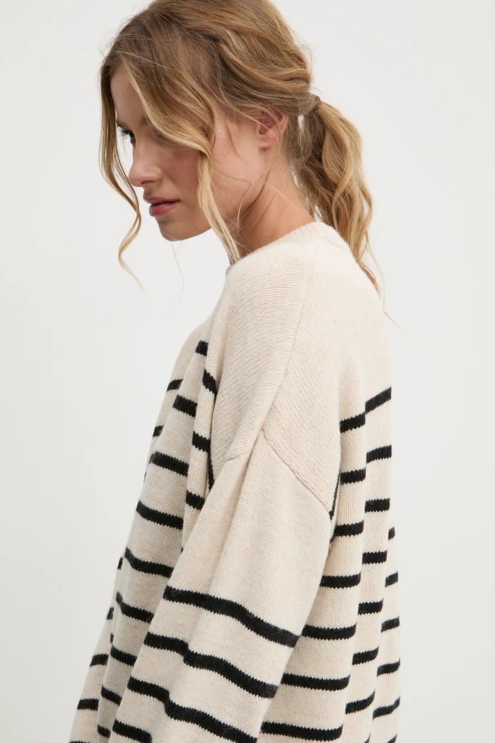 Answear.LAB sweter z domieszką wełny czarny 254.tos