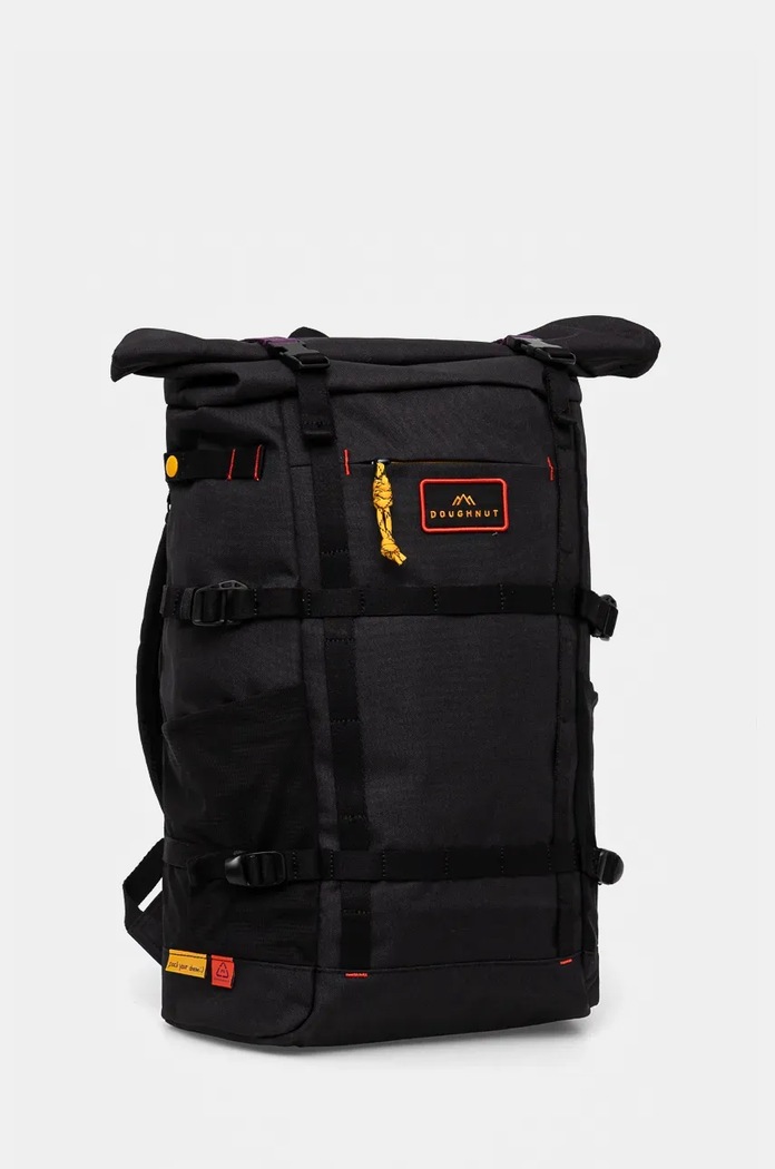 Doughnut Plecak Paratrooper Happy Camper 26L D374HA.0003 czarny AA00