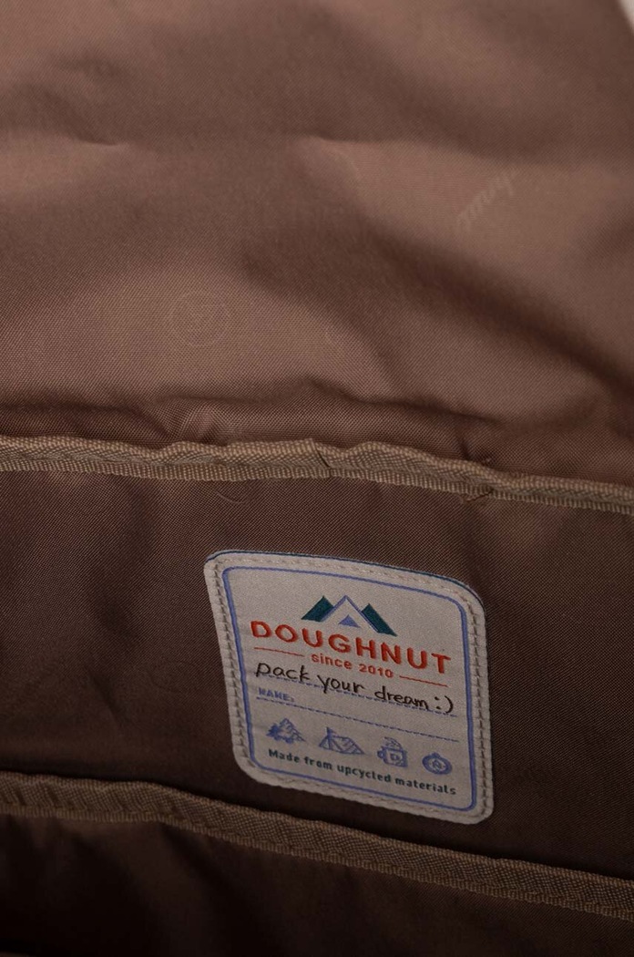 Ruksak Doughnut Paratrooper Happy Camper D374HA.0009