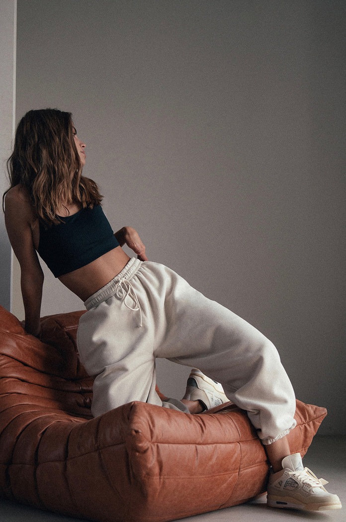 MUUV. nadrág Smooth Cotton spodnie.dresowe.SMOOTH bézs ZA00