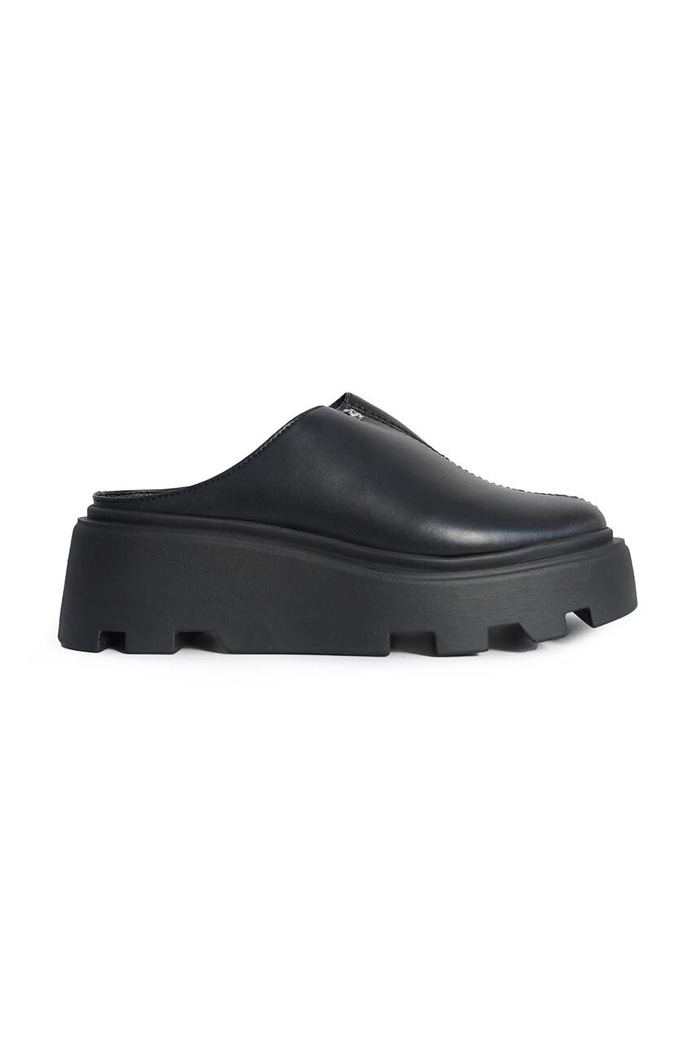 Altercore papuci Bella platformă negru Bella.Vegan